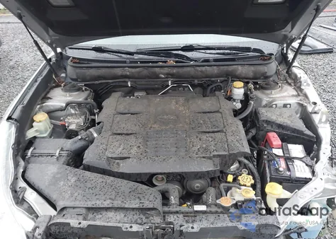 2011 Subaru Outback 3.6R Limited из США, поврежденный, VIN 4S4BRDLC0B2444705